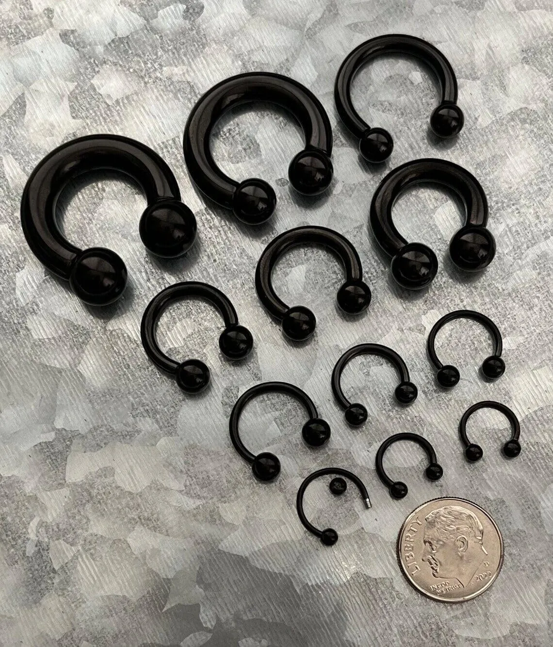 1 Piece Stunning Titanium Anodized Circular Barbell Horseshoe Septum, Eyebrow, Nipple Ring - Body Jewelry