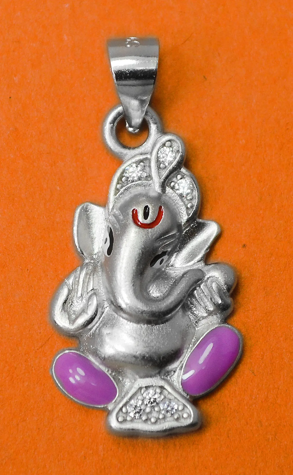 925 Silver Ganesha Matte Pendant (Design 39)