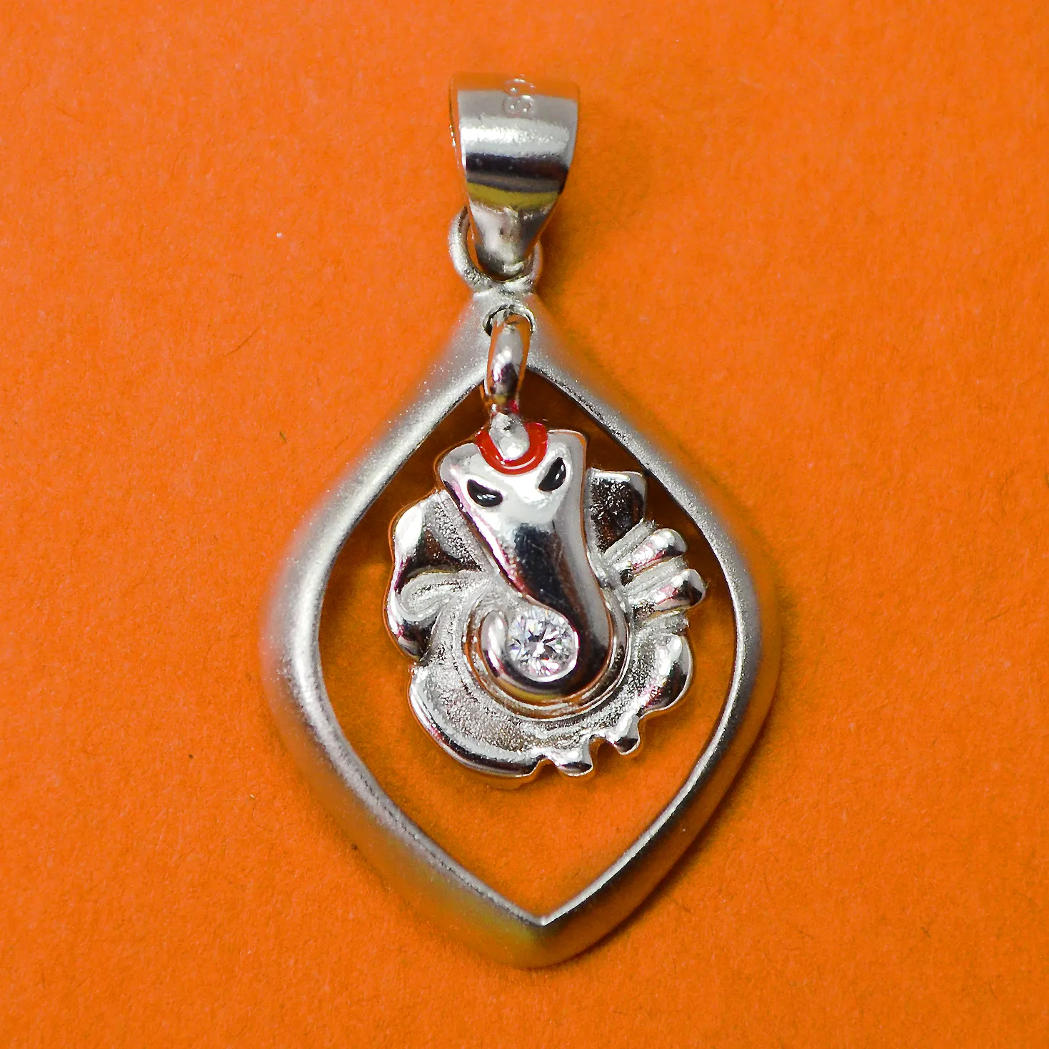 925 Silver Ganesha Matte Pendant (Design 40)