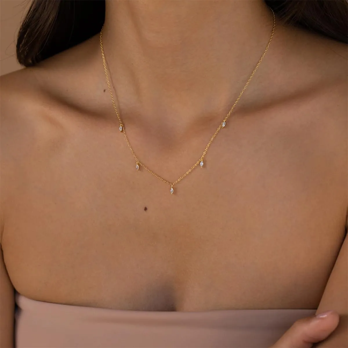 925 Sterling Silver Choker Necklace with Cubic Zirconia Pearl Pendants for Women 14K Gold Plated Handmade Choker Necklace Dainty Gold Necklace Jewelry Gifts for Women Girls StyleB