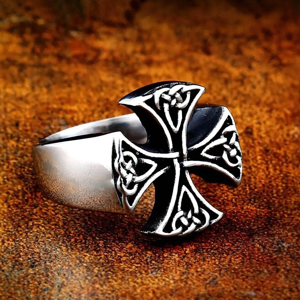 BAVIPOWER Celtic Knot Stainless Steel Ring Symbol of Love Jewelry Charming Gift Design for GiftFriend Boyfriend