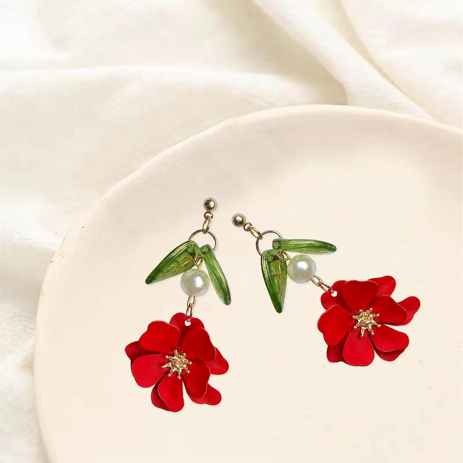 Boho Flower Dangle Earrings for Women Cute Pearl Leaf Sakura Leaf Fairy Statement Summer Seaside Idyllic Holiday Earrings