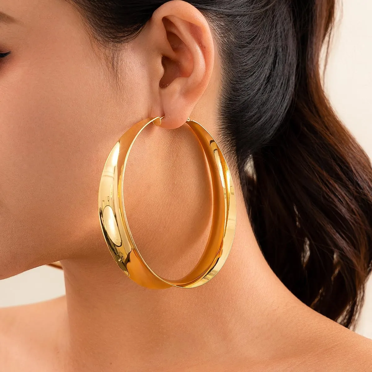 Chunky Gold Hoop Earrings for Women Sterling Silver Large Hoops Post Earrings Thick Exaggerated Round Hoop Earrings Jewelry for punk Hip hop party