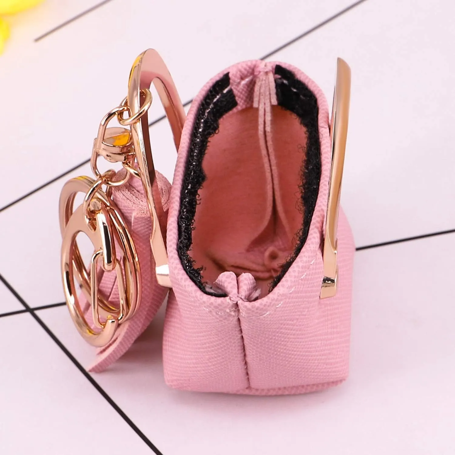 Cute Tote Bag Tassels Keychain Mini Coin Purse Key Chain Keyring for Women Mom Purse Handbag Decor