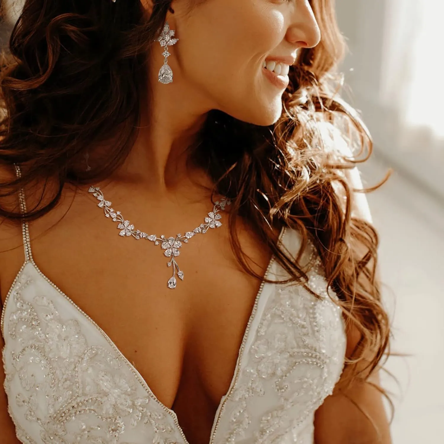 EVER FAITH Weddding Jewlery for Bride, Stunning White Cubic Zirconia Teardrop Cluster Flower Banquet Neckalce Earrings Set for Women