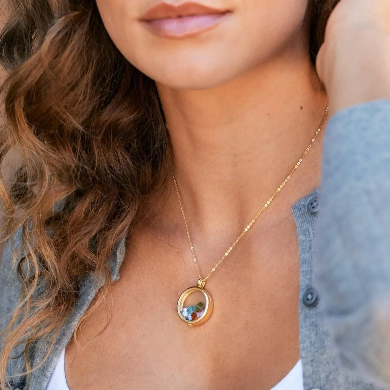 EVE'S ADDICTION Custom Glass Birthstone Floating Locket, 16" or 30" - Gifts for Mom