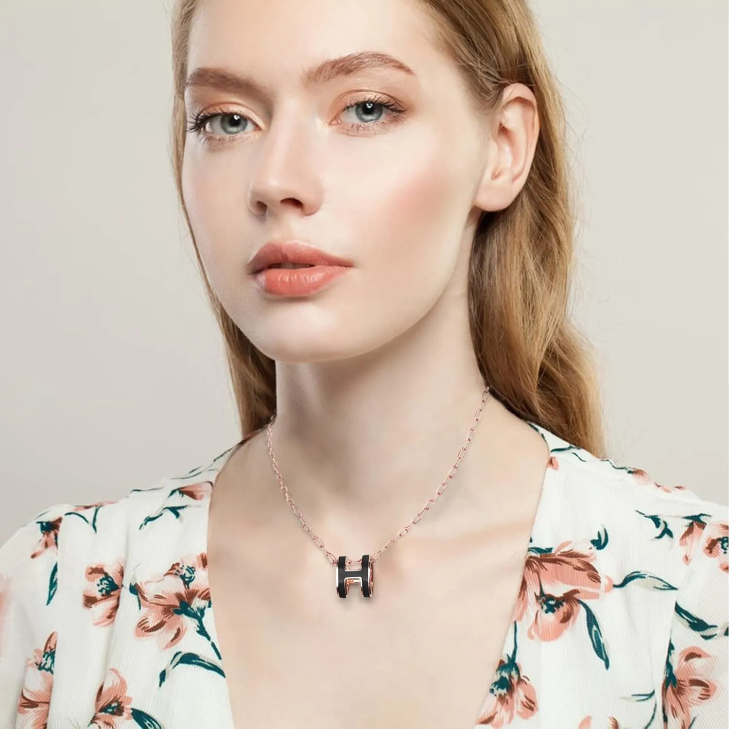 EXTREE Women's Initial H Pendant Necklace for Girls Exquisite 18K Gold Plated Necklace Women's Valentine's Day Gift