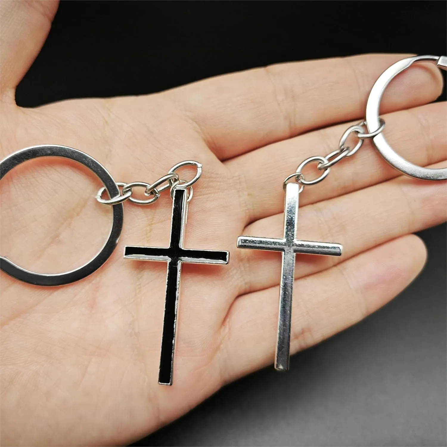 Fashionable 1 piece Stainless Steel Cross Keychain Pendant Keychain Blessing Keychain Car Keychain