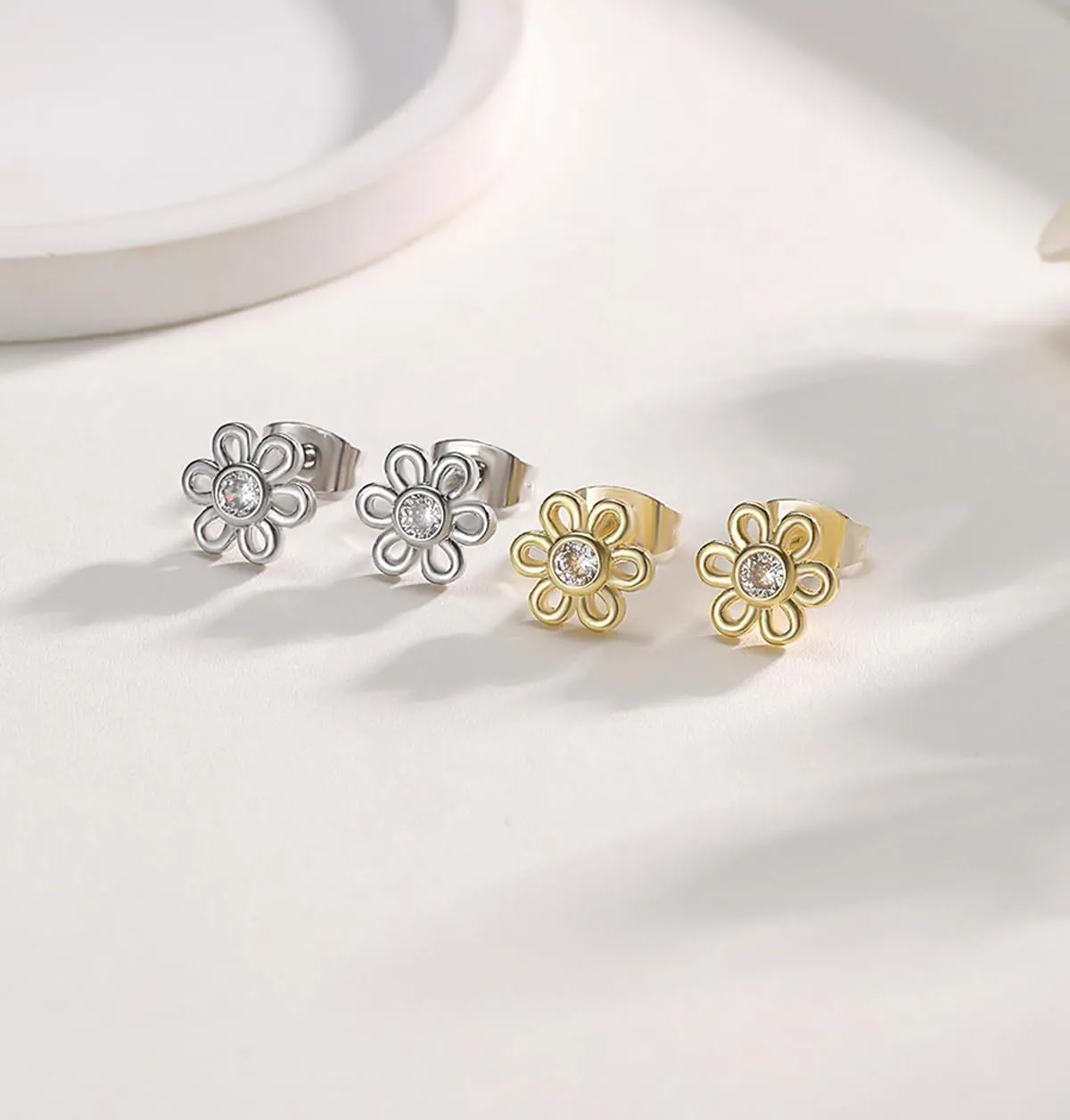 Flower Stud Earrings for Women, Cubic Zirconia Cute Daisy Stud Earrings