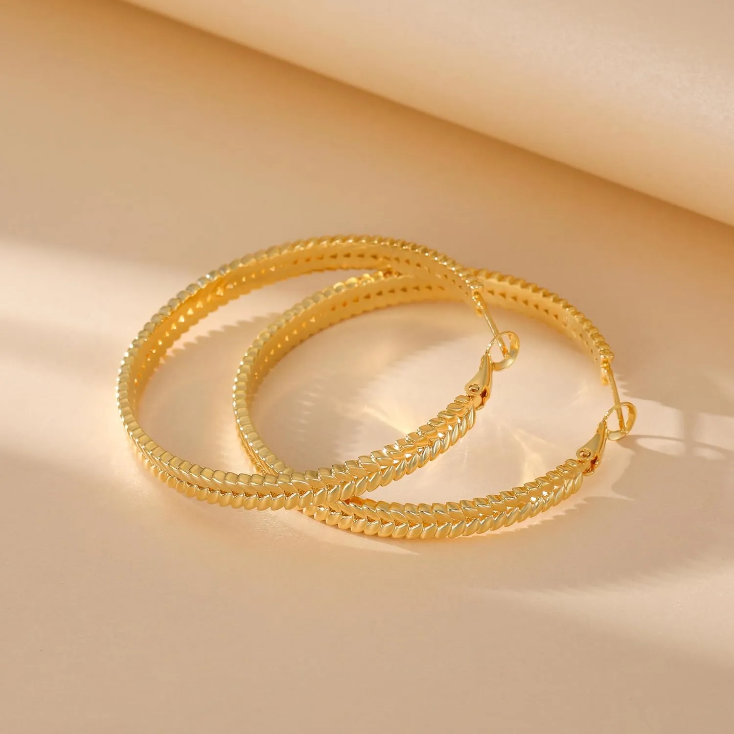 Gold Hoop Earrings for Women, 925 Sterling Silver Post Chunky Gold Hoops for Women, Gold Plated Hypoallergenic Dangle Earrings Jewelry for Women Trendy