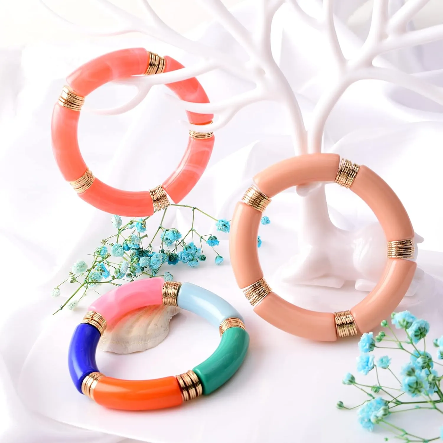 GOOJIDS Simple Beaded Gold Bangles Bracelet Chunky Bamboo Tube Curved Stacking Clear Acrylic Colorful Beads Stretchable Gold Bracelets Set For Women