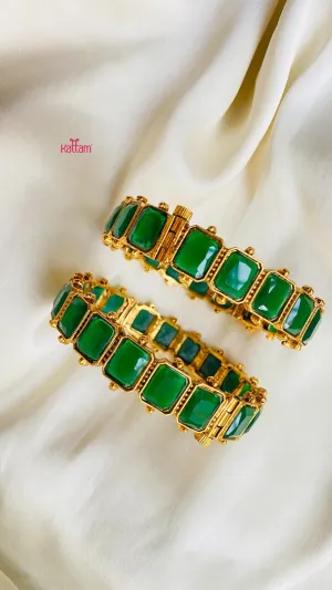 Green Emerald Square Bangle