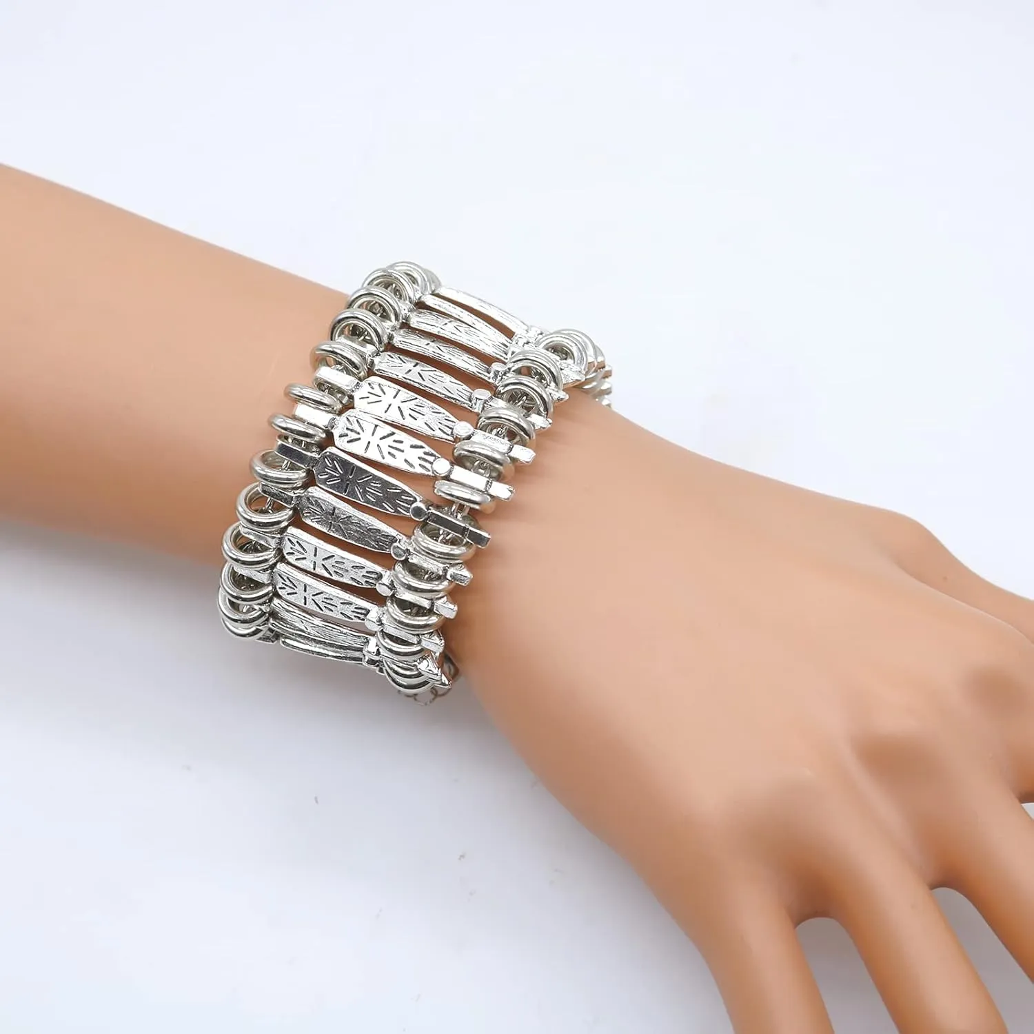 HSQYJ Bohemian Geometric Link Statement Bracelet Fashion elegant Shiny Sand Blast Wide Cuff Bracelets for Women Novelty Jewelry Accessories