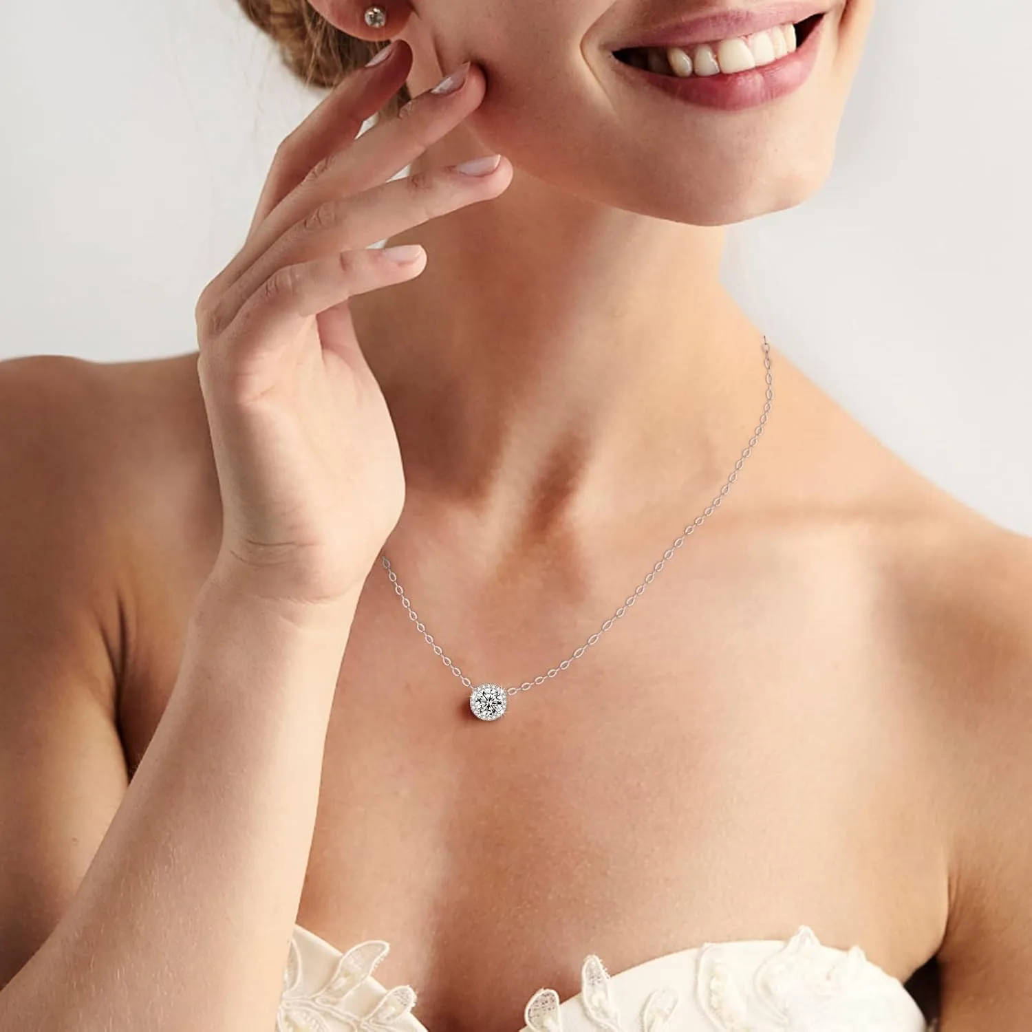 Moissanite Necklace Halo Pendant for Women 0.5CT-4.0CT 18K White/Yellow Gold Plated Sterling Silver Dainty Anniversary Day Present for Her Wife Mother 18 2 inches Lab Created Dimaond Jewelry with GRA Certificate of Authenticity
