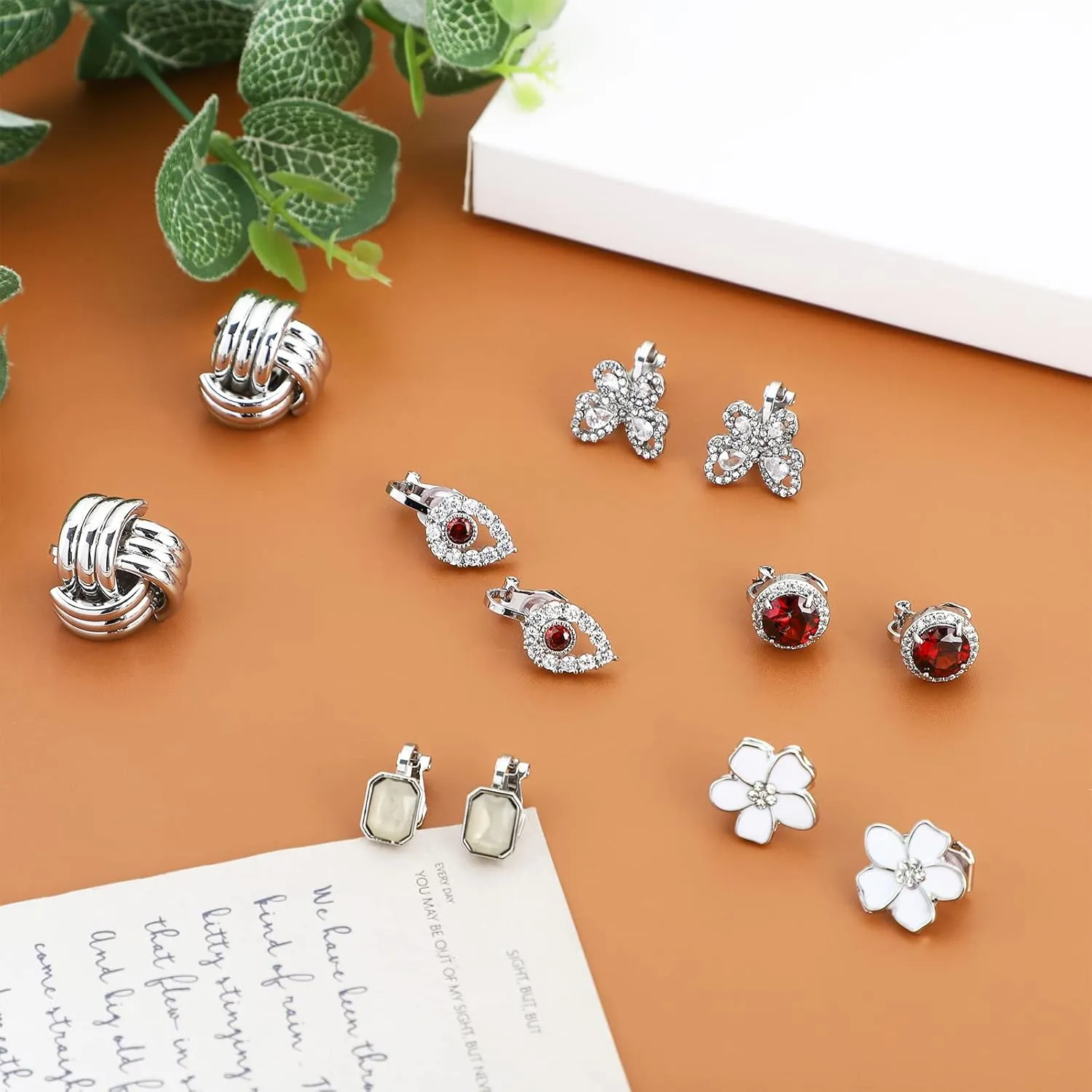NEWITIN 12 Pairs Clip On Earrings for Women Cute Earring Crystal Pearl Stud Charming Fashion Earring Non Piercing Clip on Stud Earrings for Women