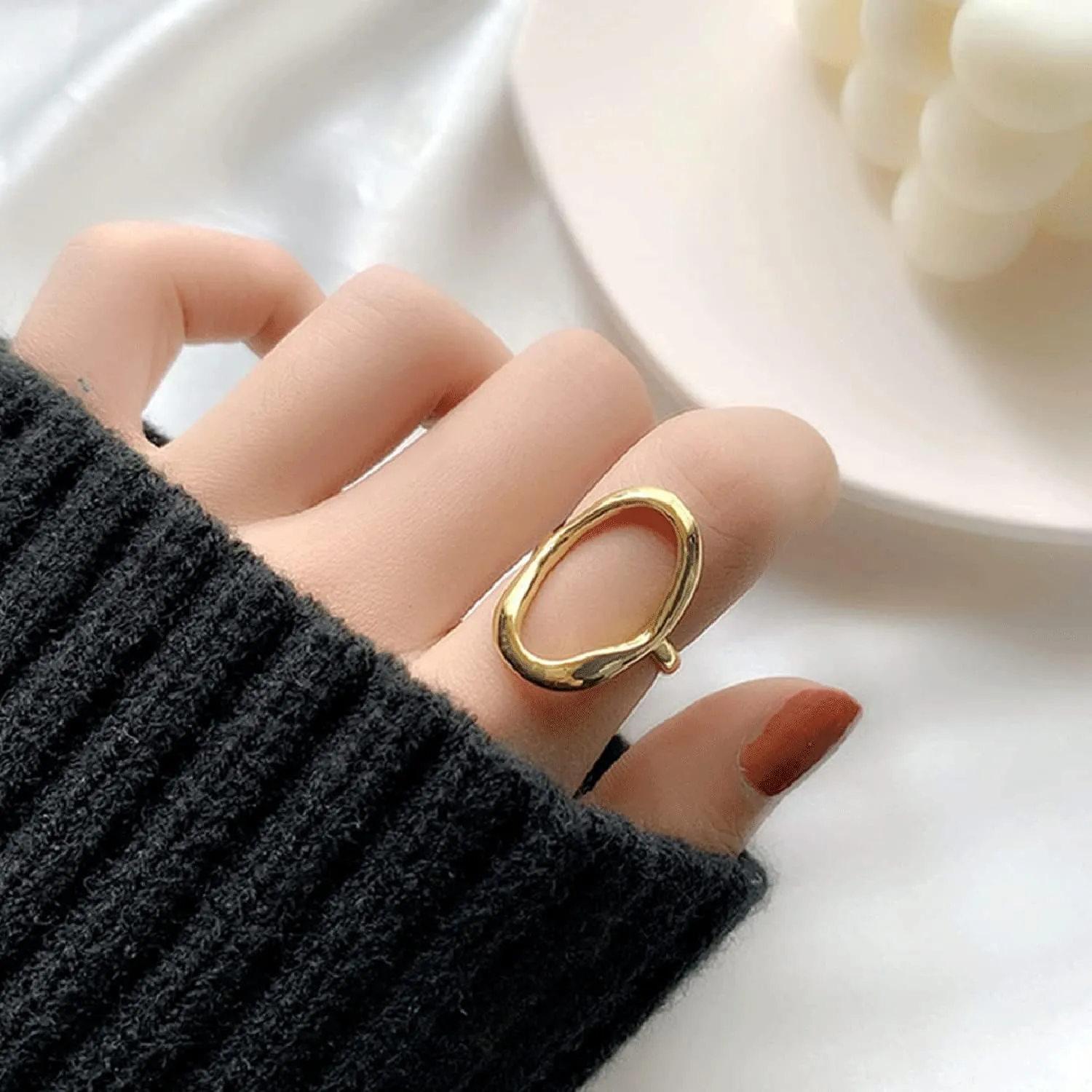 Oval Round Loop Open Statement Ring for Women Fashion 18K Gold Plated Ring Classic Oval Adjustable Ring Dainty Promise Minimalist Rings Jewelry for Women