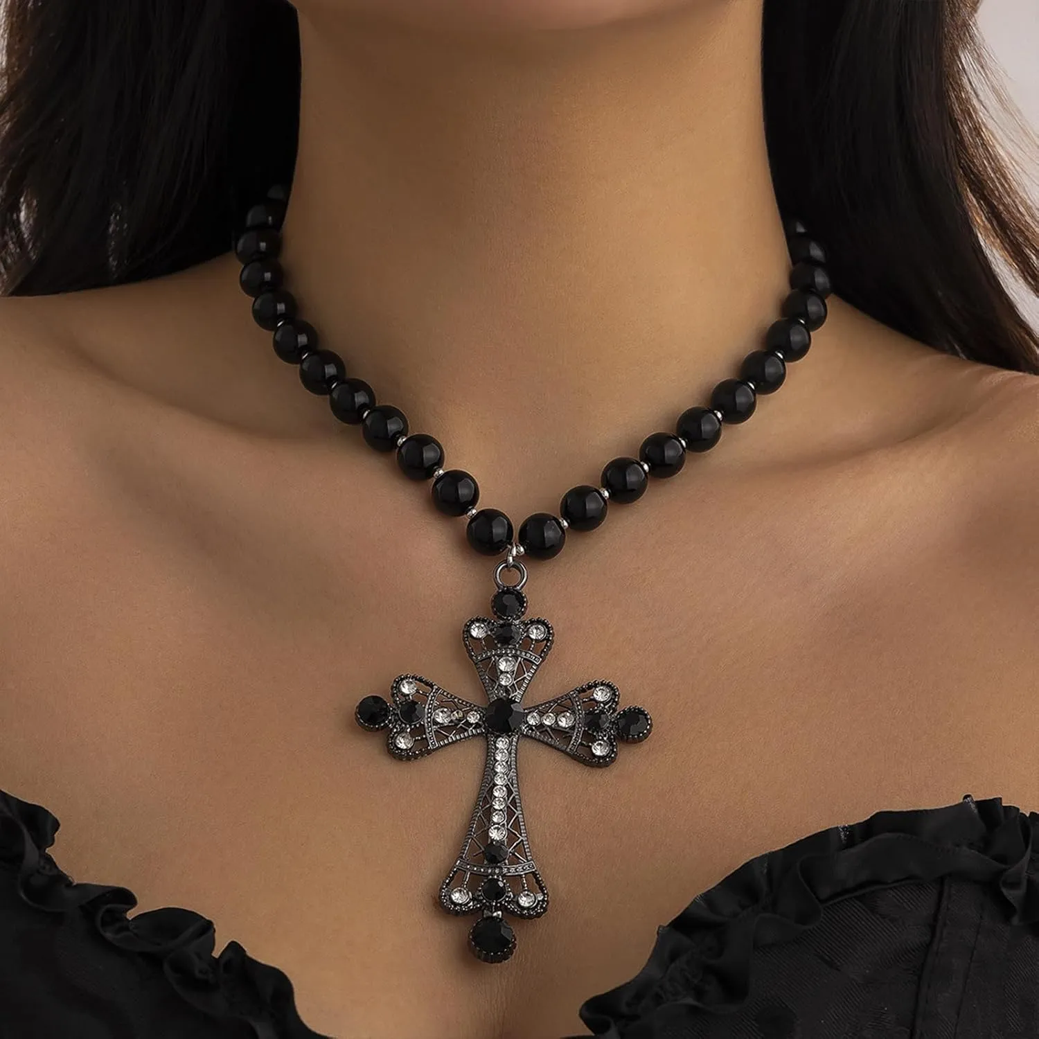 Pearl Cross Necklace Big Cross Pendants Necklaces for Women Chunky Pearl Necklace Gothic Cross Necklace Punk Vintage Cross Jewelry Women