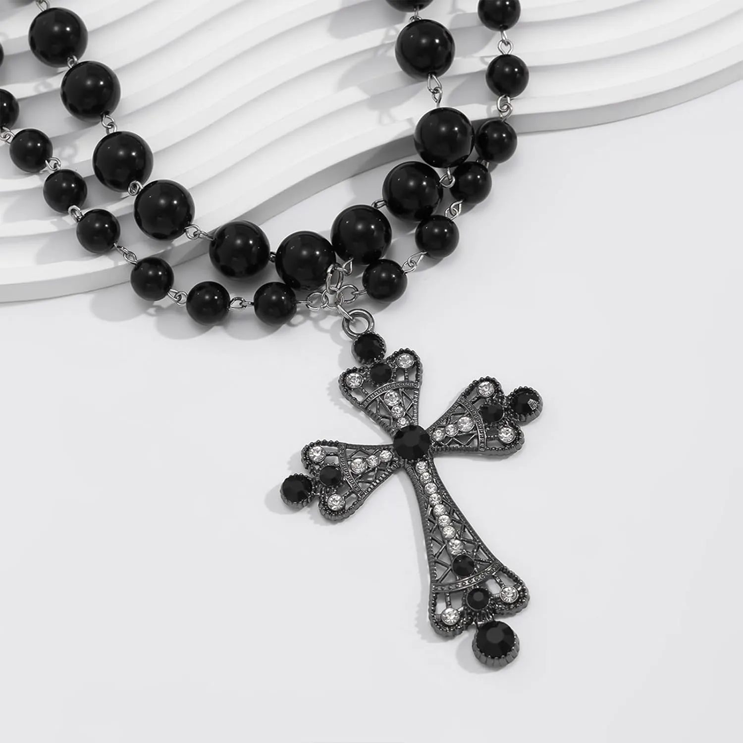 Pearl Cross Necklace Big Cross Pendants Necklaces for Women Chunky Pearl Necklace Gothic Cross Necklace Punk Vintage Cross Jewelry Women