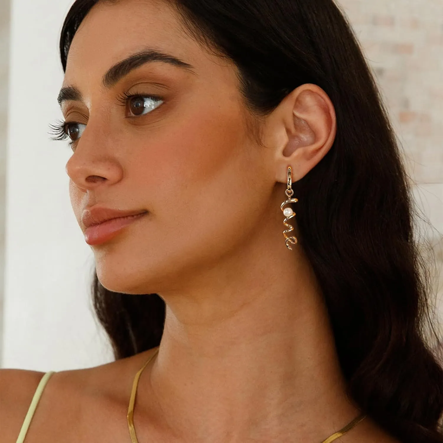 Pearl Earrings for Women, 14K Gold Plated Pearl Drop Dangle Earrings Zircon Pearl Stud Earrings Trendy Hypoallergenic Wedding Gold Hoop Earrings for Women Bridesmaid Jewelry Gift
