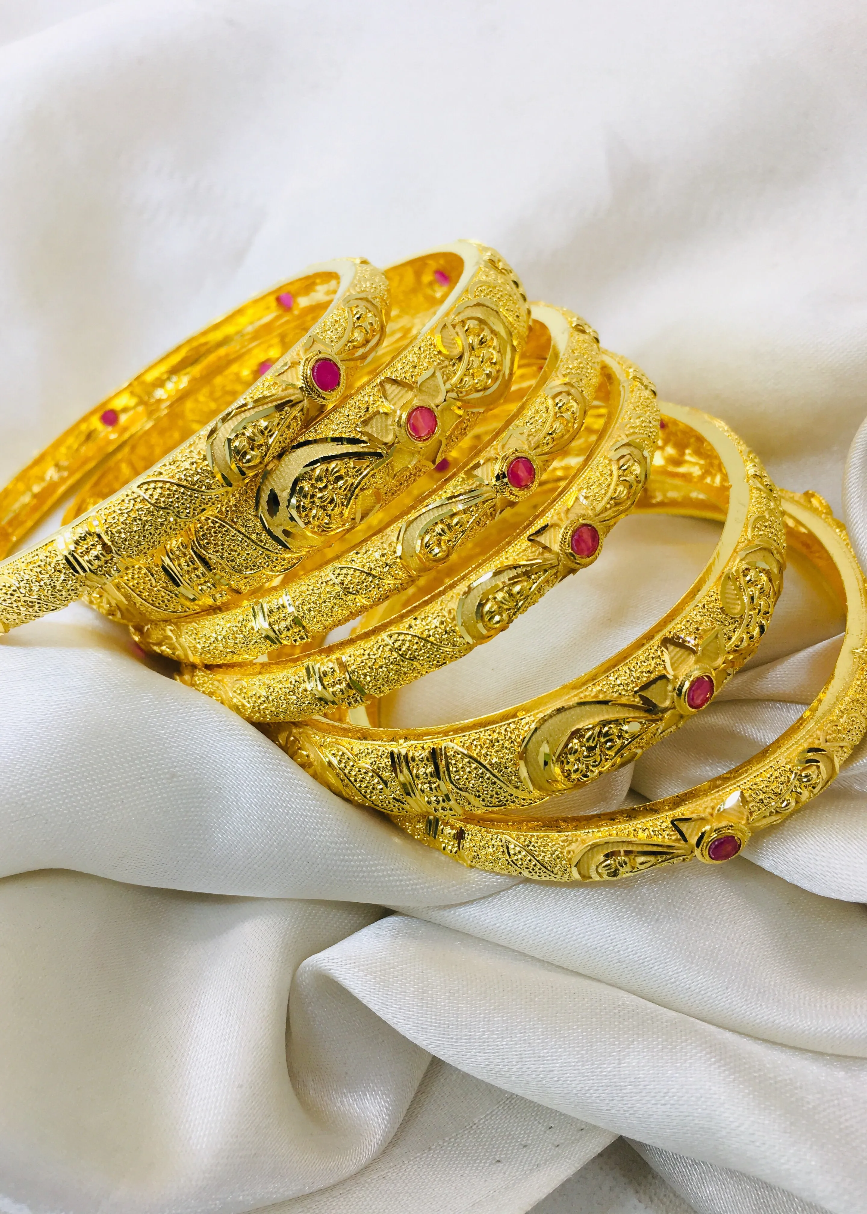 STUNNING GOLD PLATED BANGLES