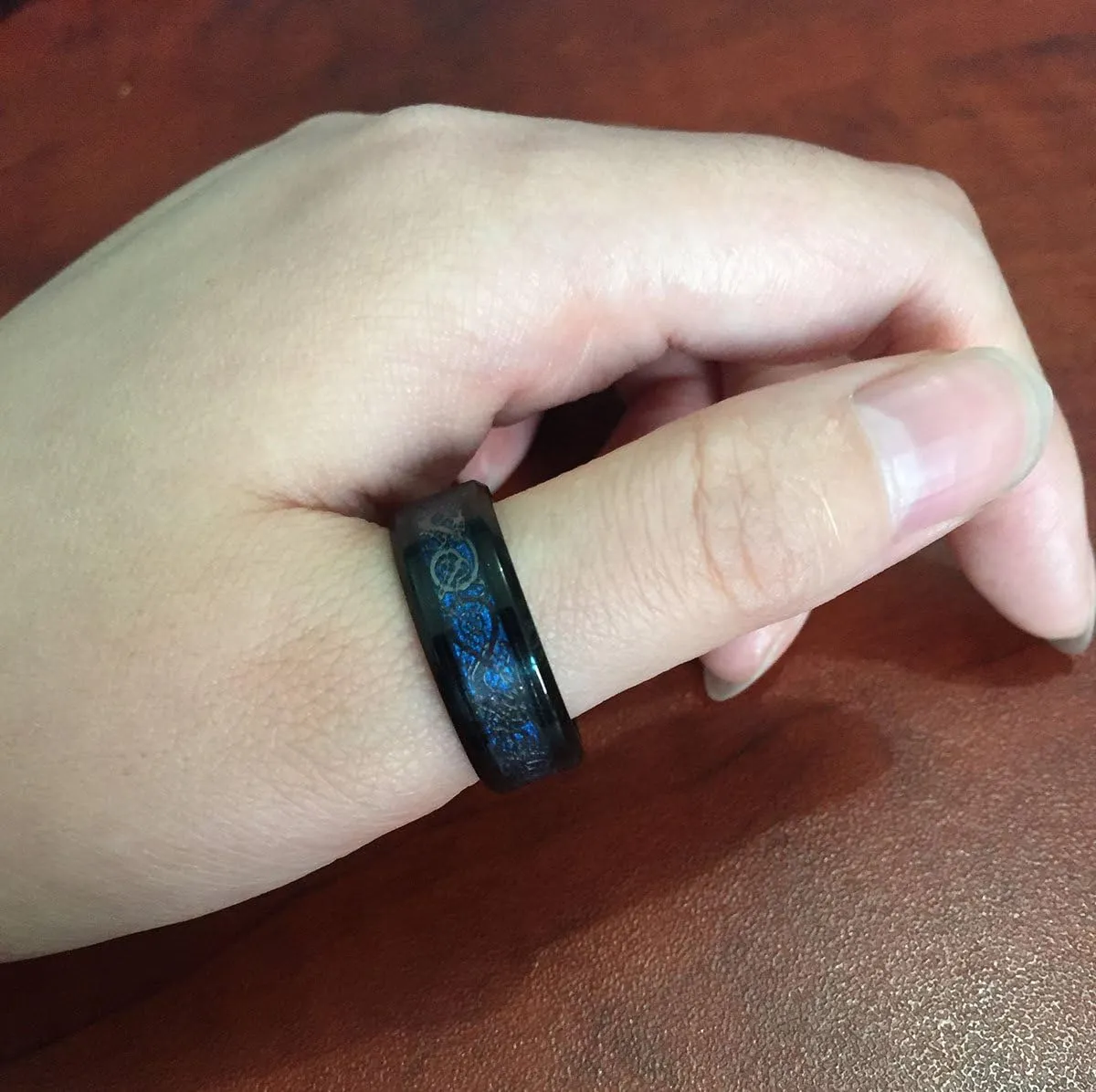 Tanyoyo 8mm Blue Black Dragon Pattern Beveled Edges Celtic Rings Jewelry Wedding Band For Men 7-14
