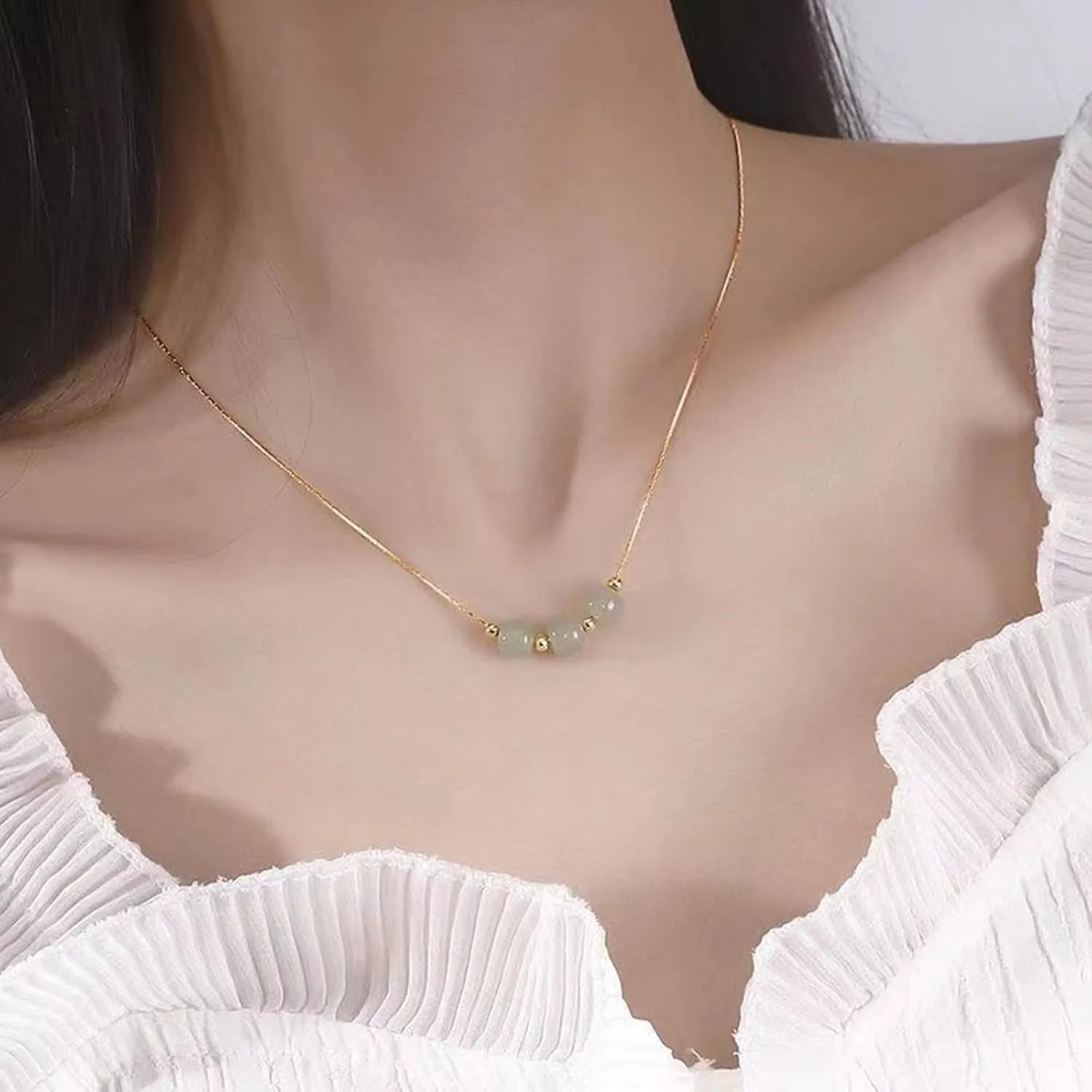 YienDoo Green Gemstone Bead Necklace Choker, Gold, 16 Inch, 3 Green Quartz Stones, Boho Style, Girls and Women